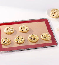Premium Reusable Silicone Baking Mat: Non-Stick, Heat-Resistant, Easy-Clean, Fat-Free Cooking Surface